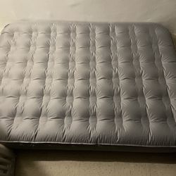 Coleman queen size air mattress