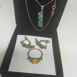 Pretty Sparkle Elegant Xmas Gift Emerald Opal Ethiopia Gems . Set S915 3pcs