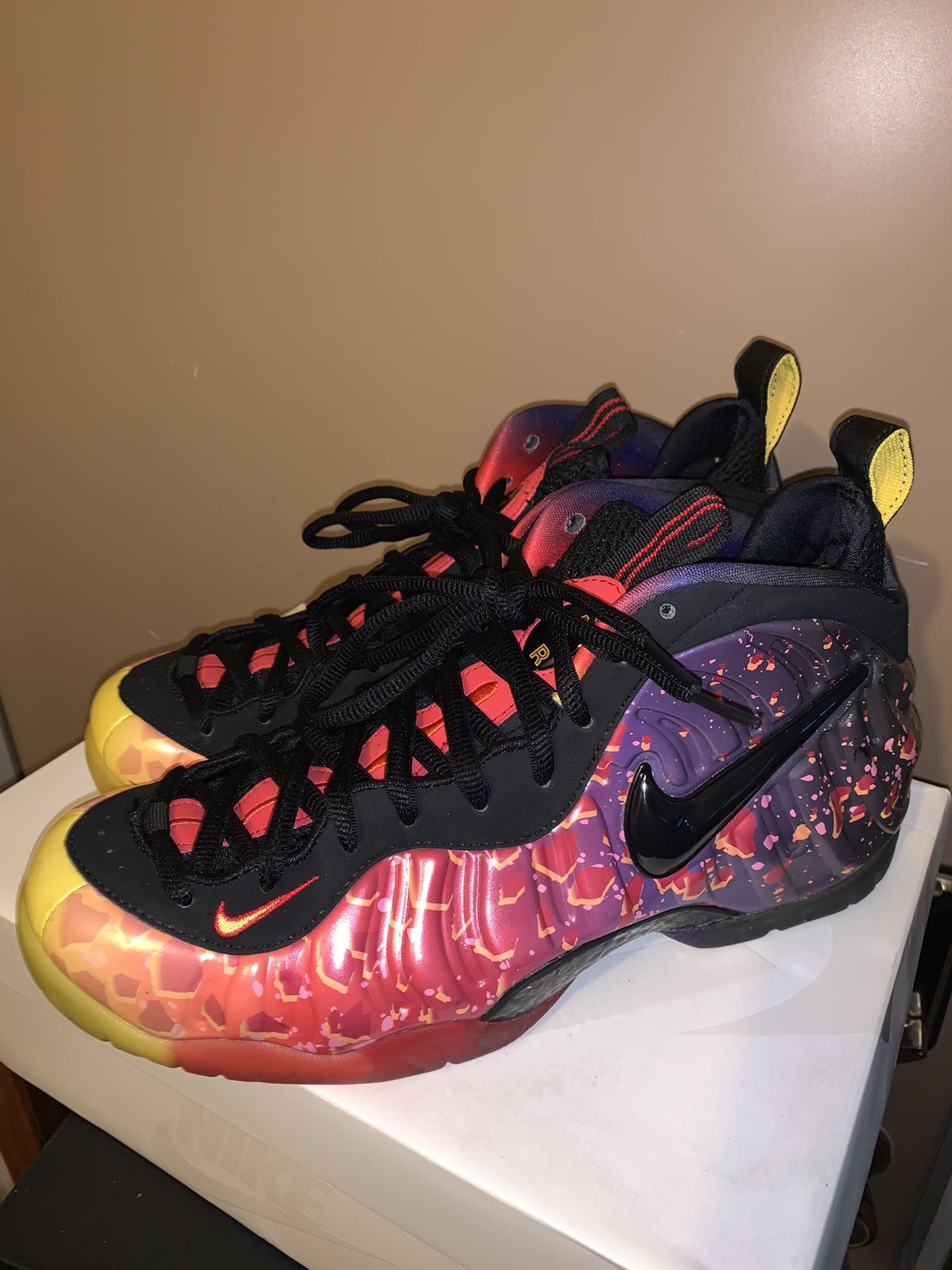 nike free 5.0 v2 womens brown