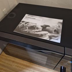 Samsung Microwave with convection and air fryer