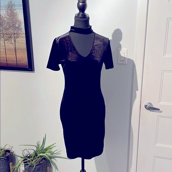 Black Bodycon Midi Dress with V-Neck
