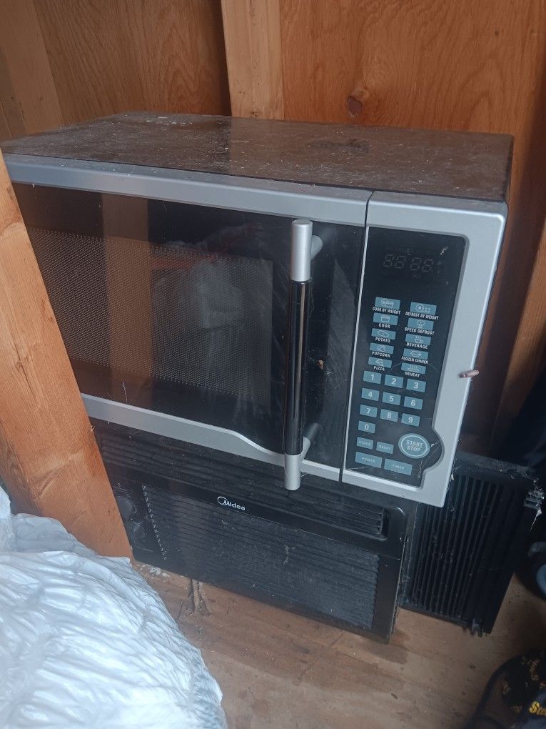 Microwave And Air Conditioner 