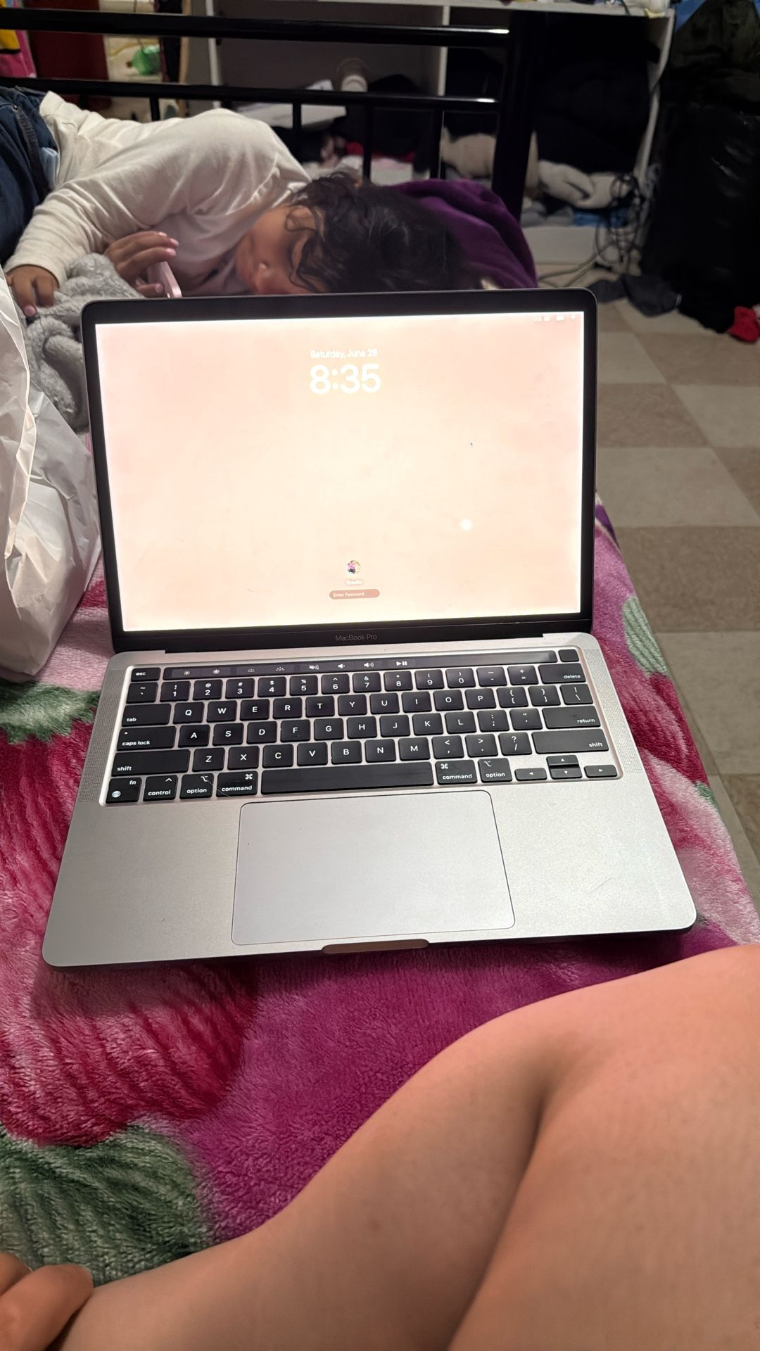 2022 MacBook Pro M2
