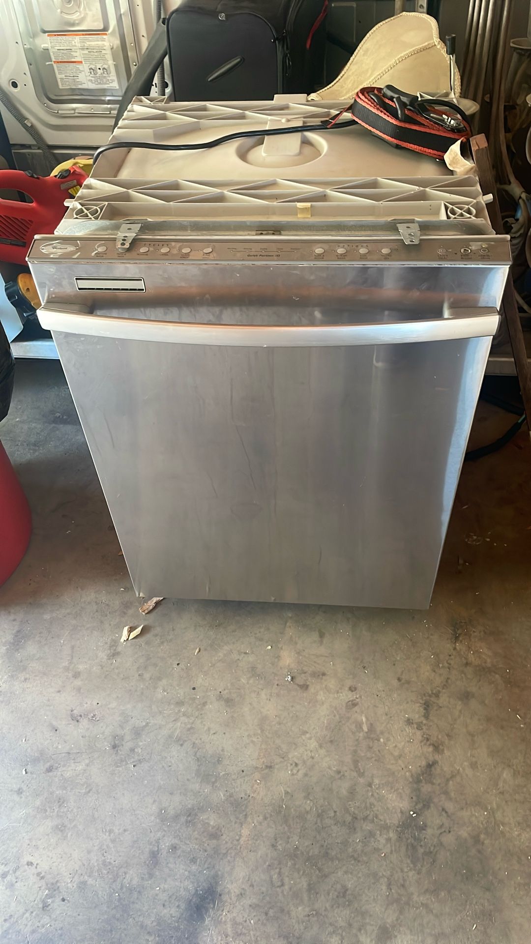 Dishwasher Whirlpool