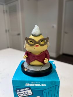 Disney Pixar Monsters Inc. Roz Collectible Figure with Accessories NEW