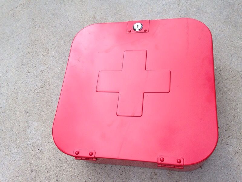 Cool Red First Aid Medicine cabinet box IKEA Gunnern