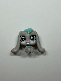 Littlest Pet Shop Cyan Bunny
