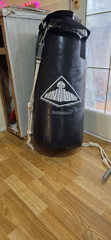 Heavy Punching Bag w/ Spring & Rope – Ready to Hang
