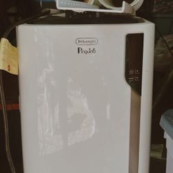 AIR CONDITIONER.