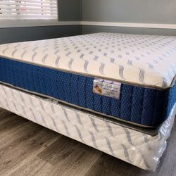 Queen Size Supreme Orthopedic Mattress And Boxspring 