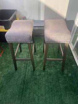 Set of 2 - 29” Bar Height Stools