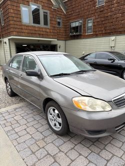 2004 Toyota Corolla