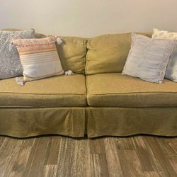Yellow Sleeper Pull Out Sofa Great Condition Can Deliver!
