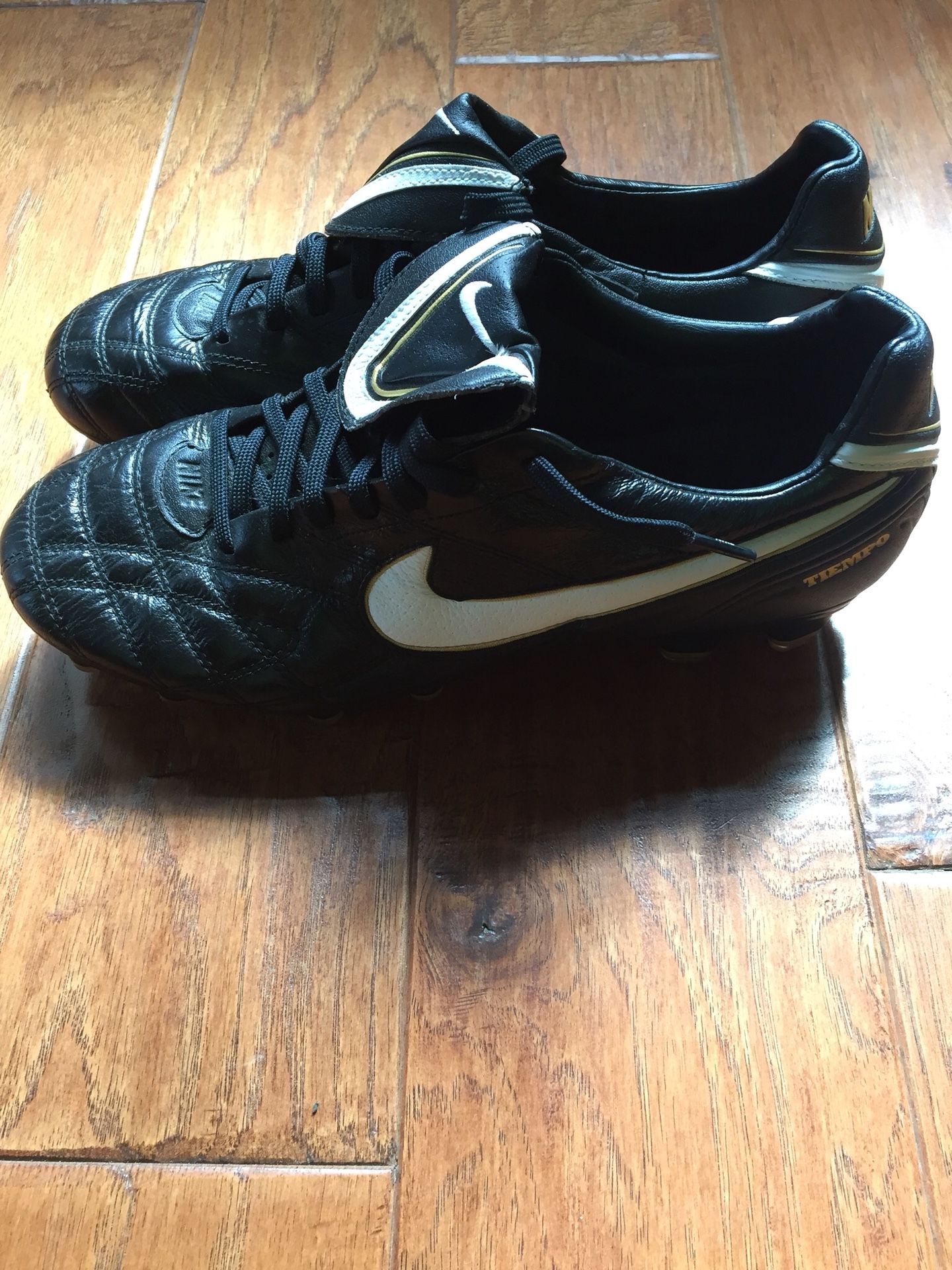 Nike Tiempo leather Soccer Cleats