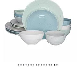 Sango Dinnerware 16 Piece Set New for Sale in Beaumont CA