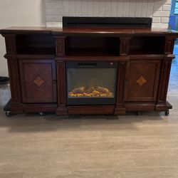 Fireplace For Sale  In Good Condition 