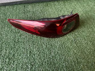 2014 2016 Mazda 3 sedan left side driver side tailight oem