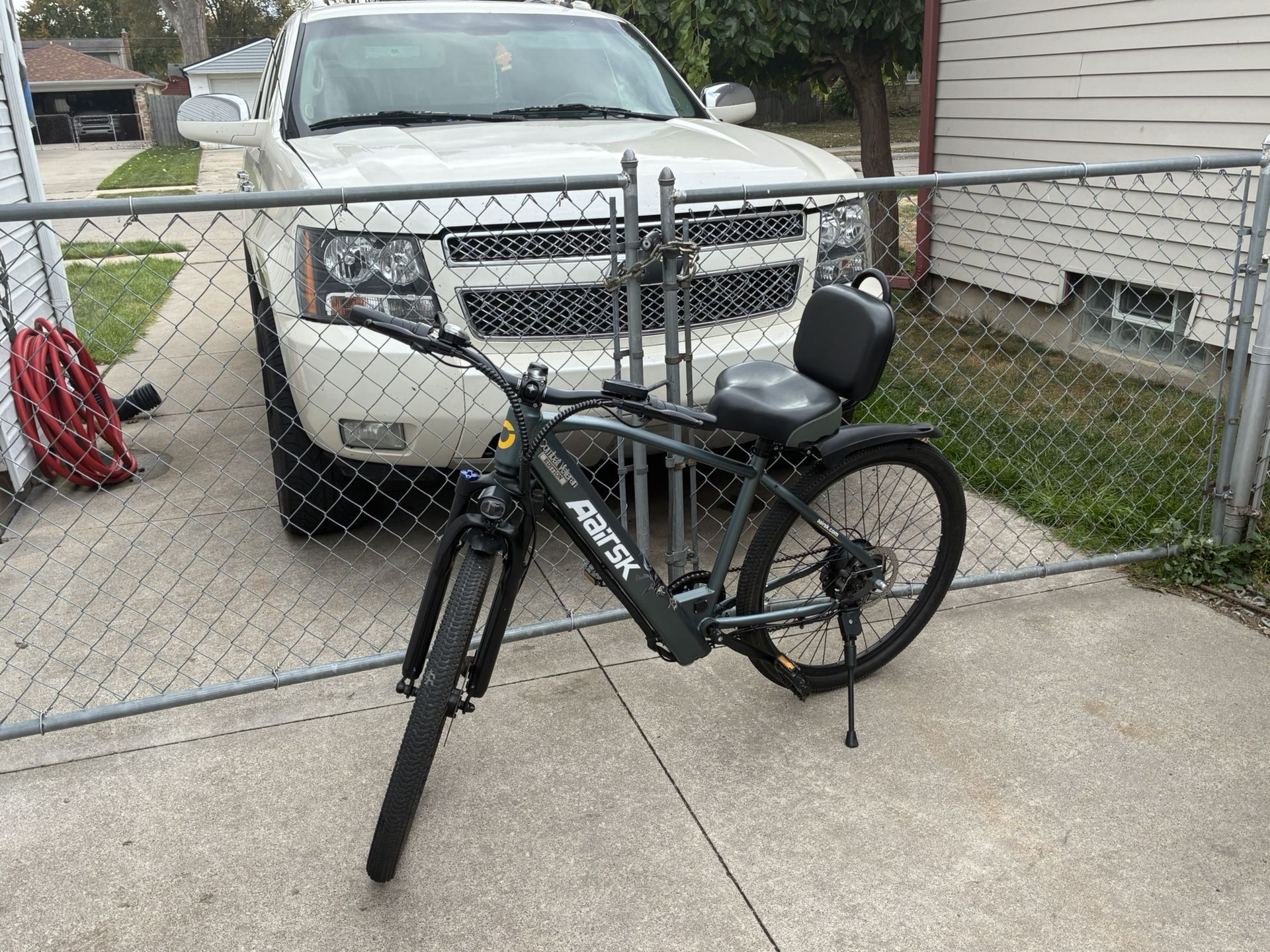I Have about $500 Invested In This. Bike, It’s 3 Months Old , Garage Kept And Pick Up Only