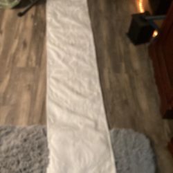 White Runner