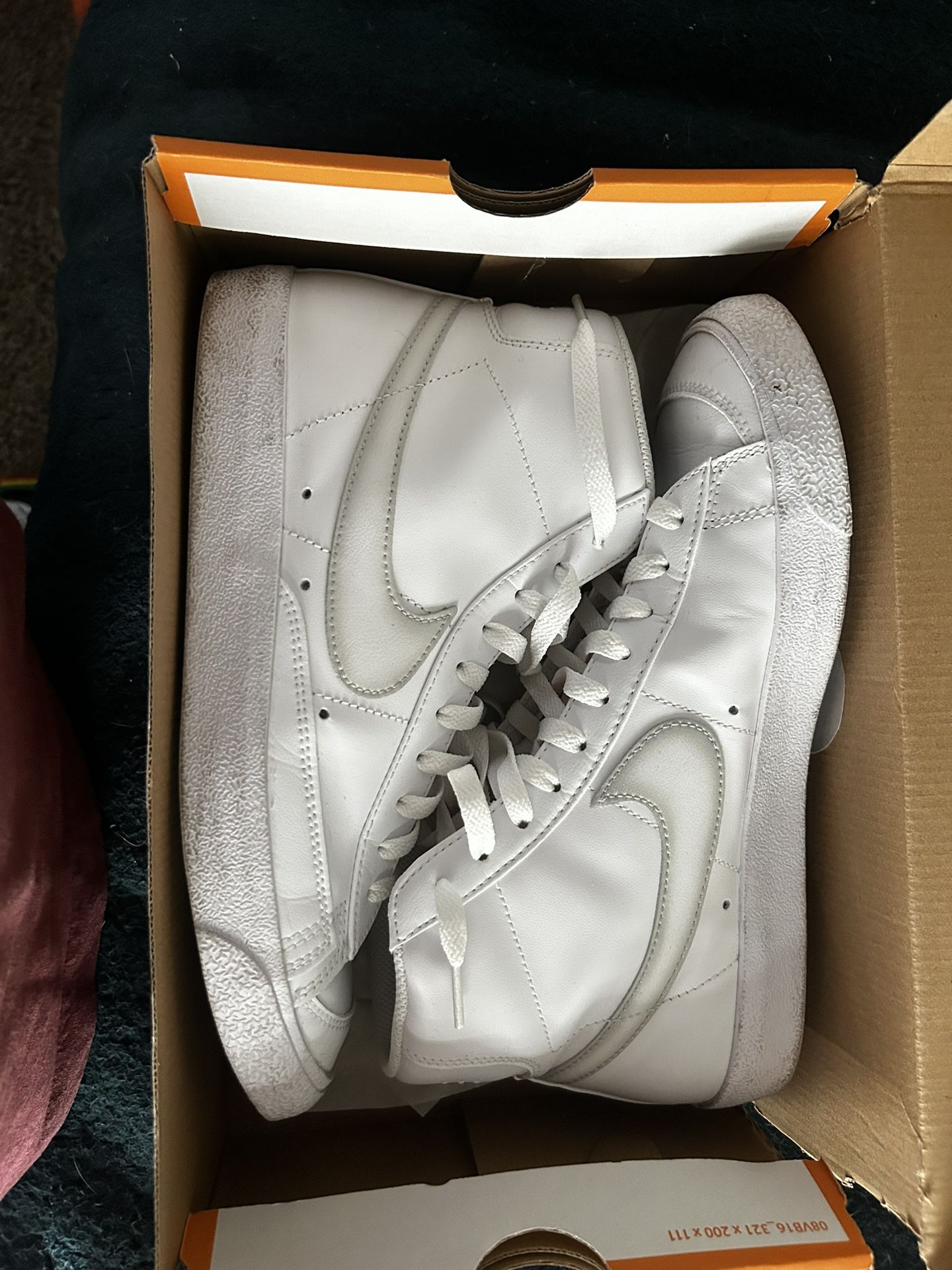 Nike Blazer Hi-Top - All White