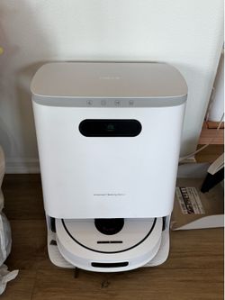 ROIDMI EVA Robot Vacuum & Mop Self-Cleaning Station - Works Great