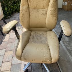 Desk Chair For Upholstery Refurbish Project  