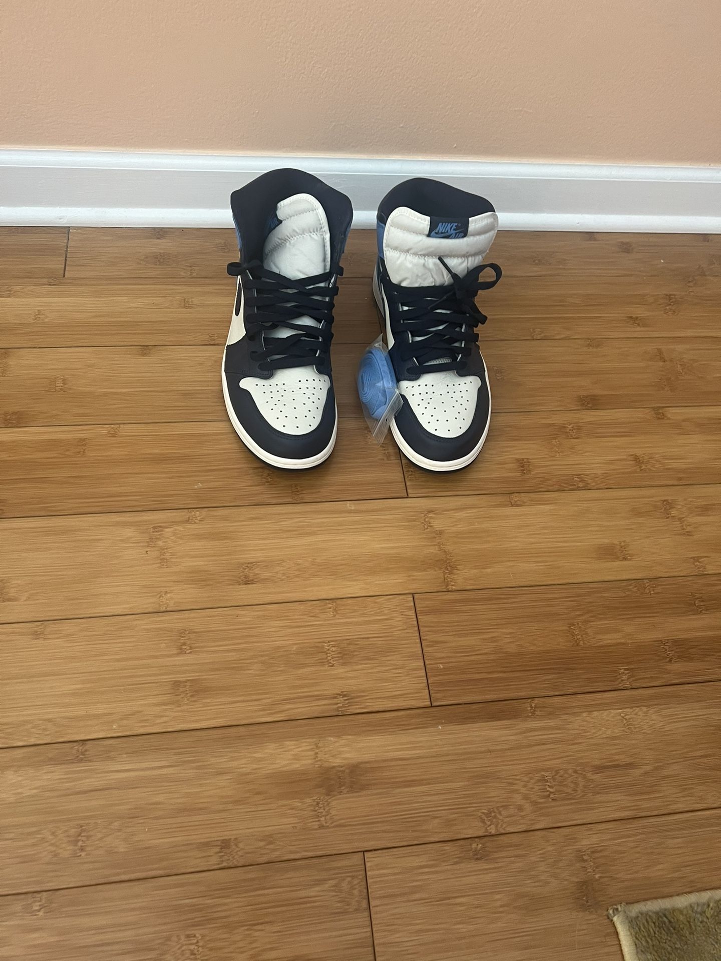 Jordan 1s obsidian 10.5