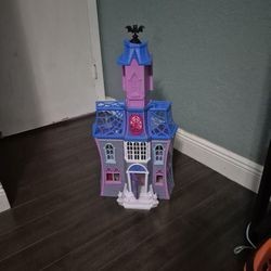 Disney Jr Vampirina Play Mansion