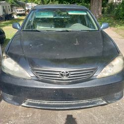 2006 Toyota Camry *GREAT PARTS CAR*