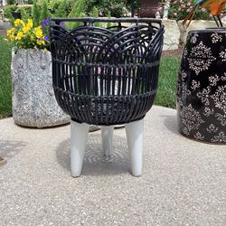 Black Resin Woven Rattan Plant Holder w/Wood Legs 18.5”T x 12.5”W (wipes, clean) The Plant Is Not Included