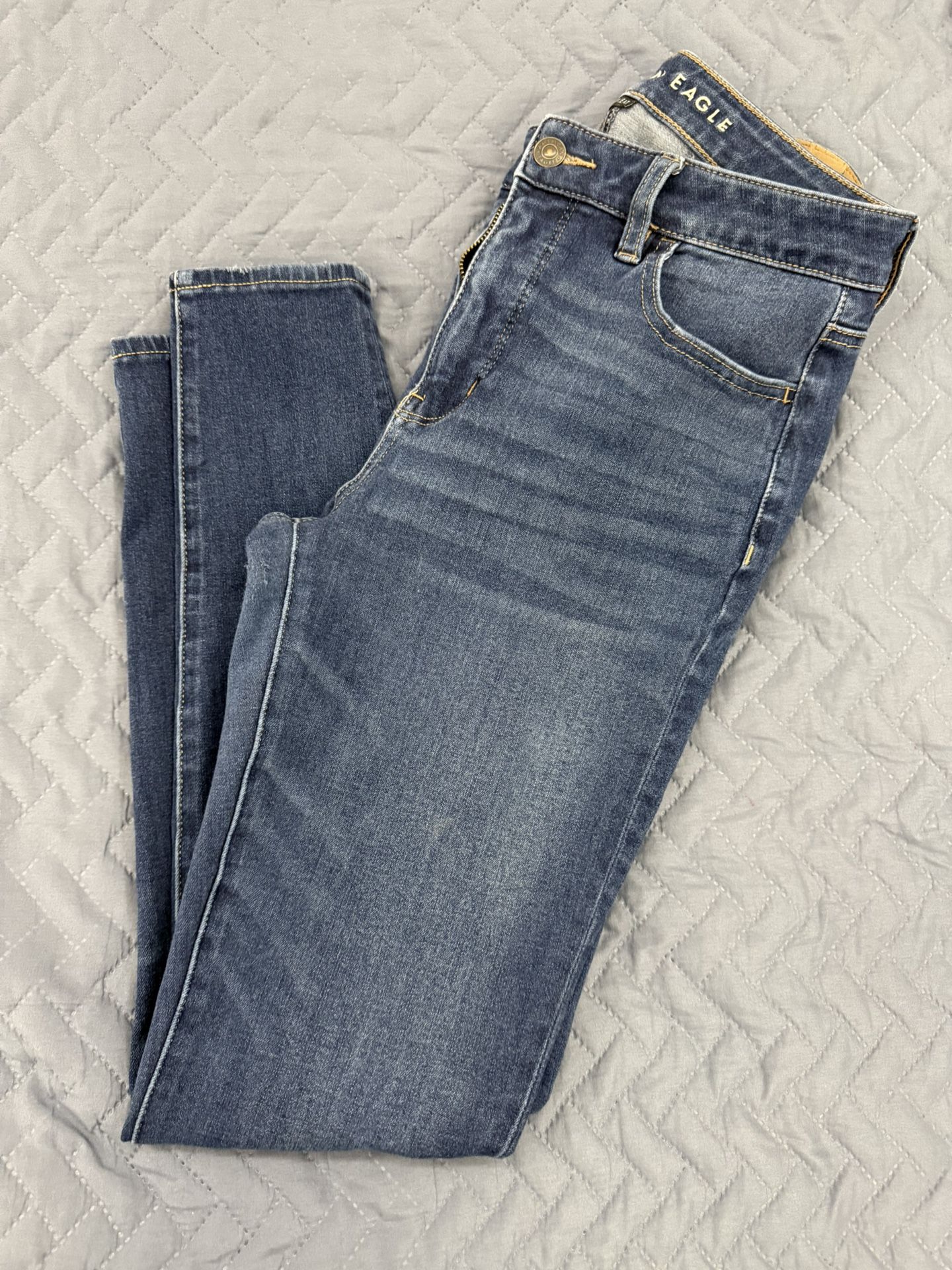 American Eagle High Waist Skinny Jean