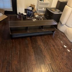 Low TV Stand 