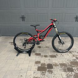 Specialized Demo 8 