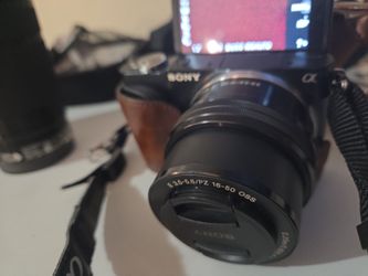 Sony NEX-3N Mirrorless Camera Kit – Body + 4 Lenses E-mount system.+ Case + Bag
