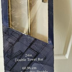 Gatco Double Towel Bar 24in 
Montgomery, Matt Brass (New
)