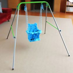 SPORTSPOWER BABY SWING... AMAZING CONDITION.