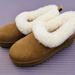 Women’s Ugg  Brand New