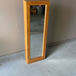 Jewelry Armoire/Case
