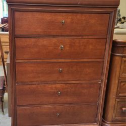 Thomasville Louis Philippe Chest Of Drawers W/ 5 Drawers And Jewelry Compartment 