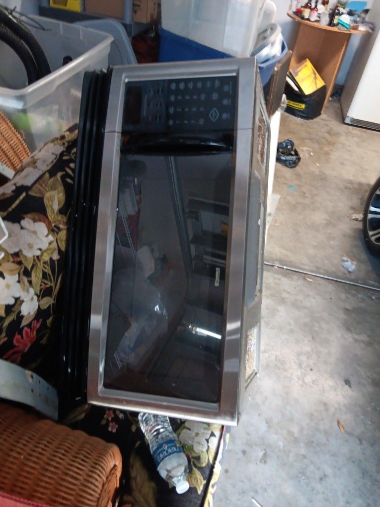 Kenmore Microwave-slightly Used