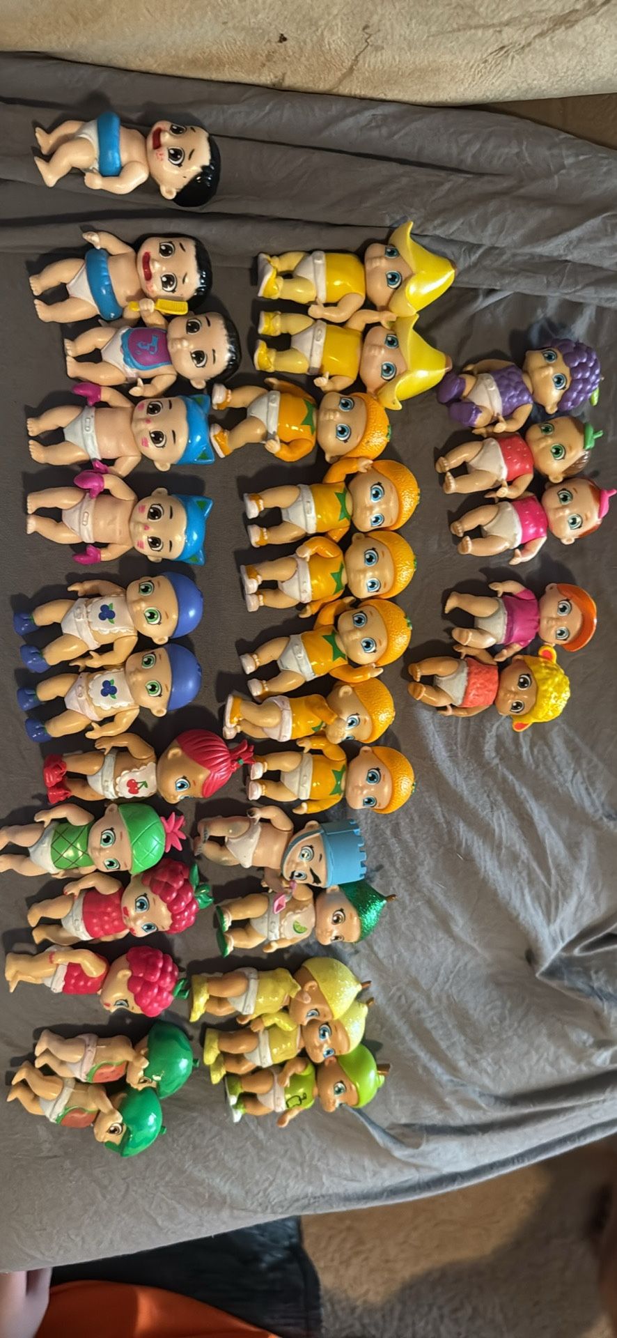 Headstart Dolls Baby Secrets Lot Of 31