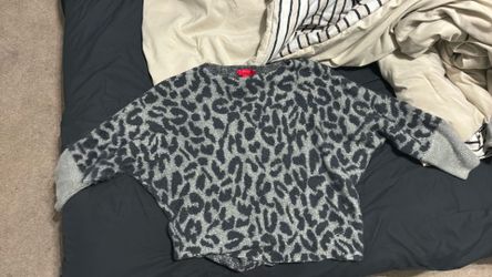 Jennifer Lopez sweater XL women