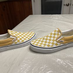 Size 9 Women’s Vans New