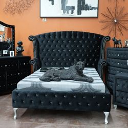 I’m Jon Green, Wayne’s Home Sales Representative🌟Master Bedroom Furniture Set 