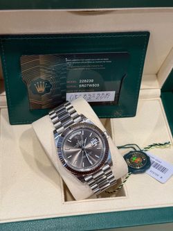 Rolex Daydate Presidential 40mm gray dial