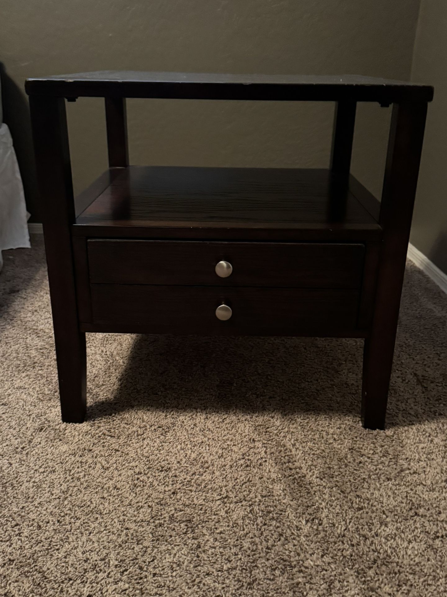 End table