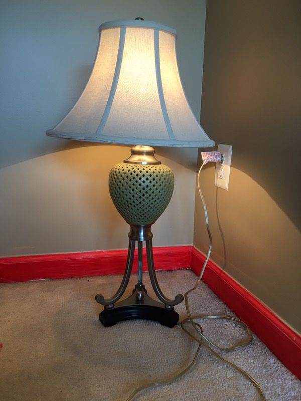 Bed lamp