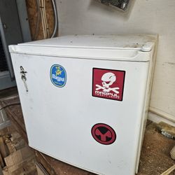 "Mini" Fridge