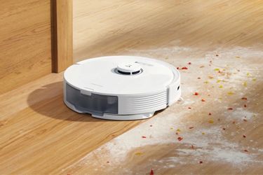 Roborock Q8 Max floor cleaning robot vacuum