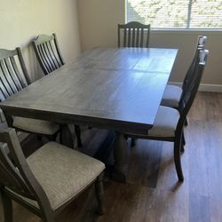 Dining Table Set